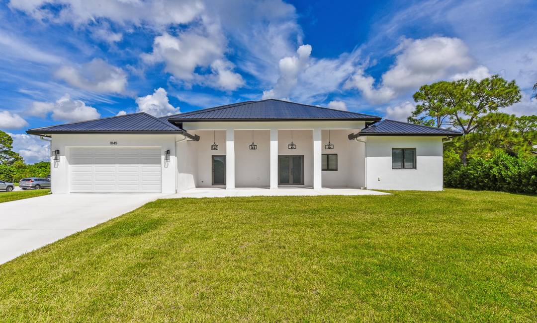 Be the first to occupy this brand new, luxurious home situated on a large private lot, offering the perfect blend of comfort, style, and privacy.