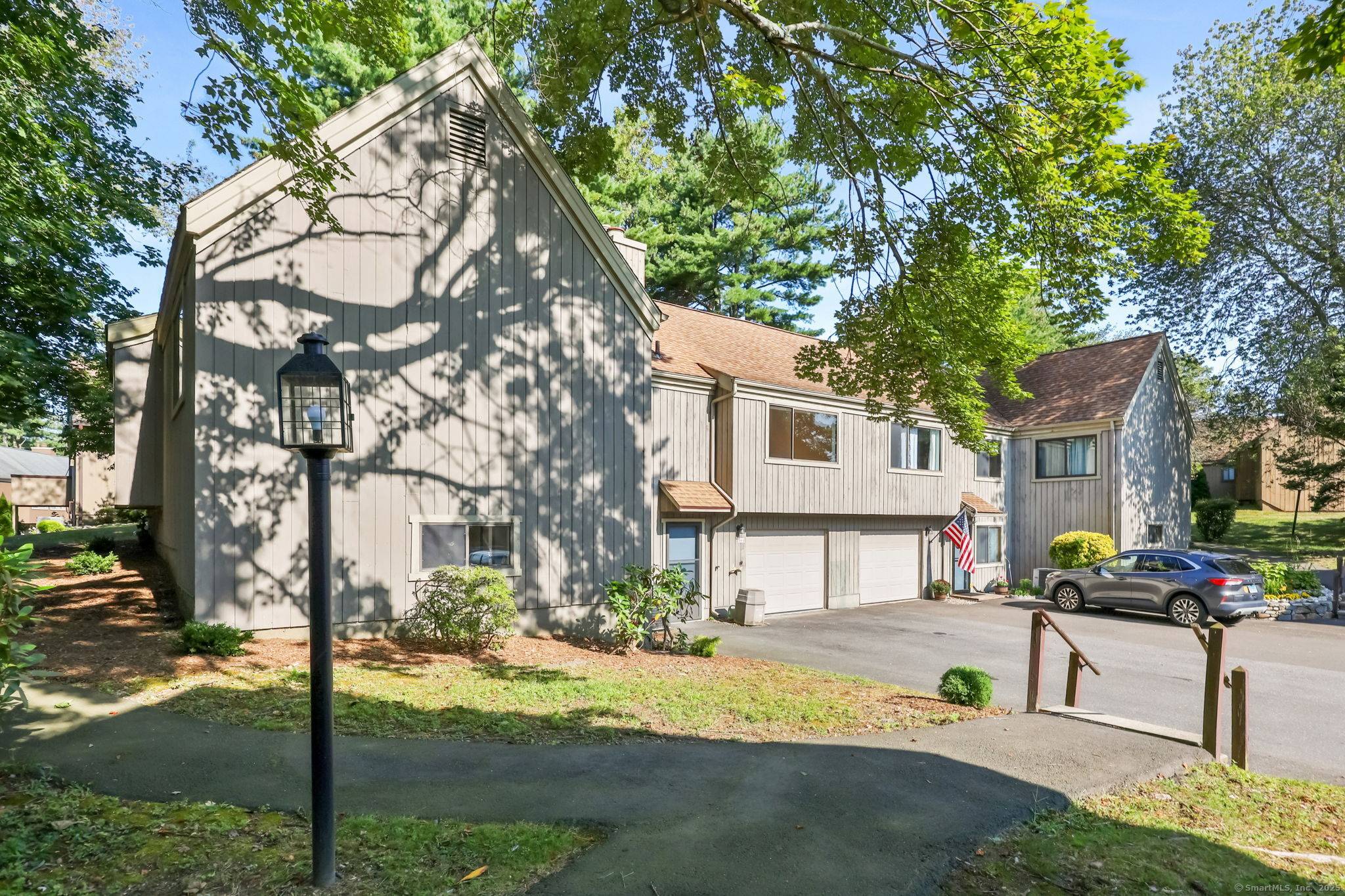 Welcome to this charming Wolcott style Condo in the coveted Oronoque Village.