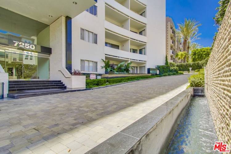 7250 Franklin Ave 2BR Hollywood Hills East La