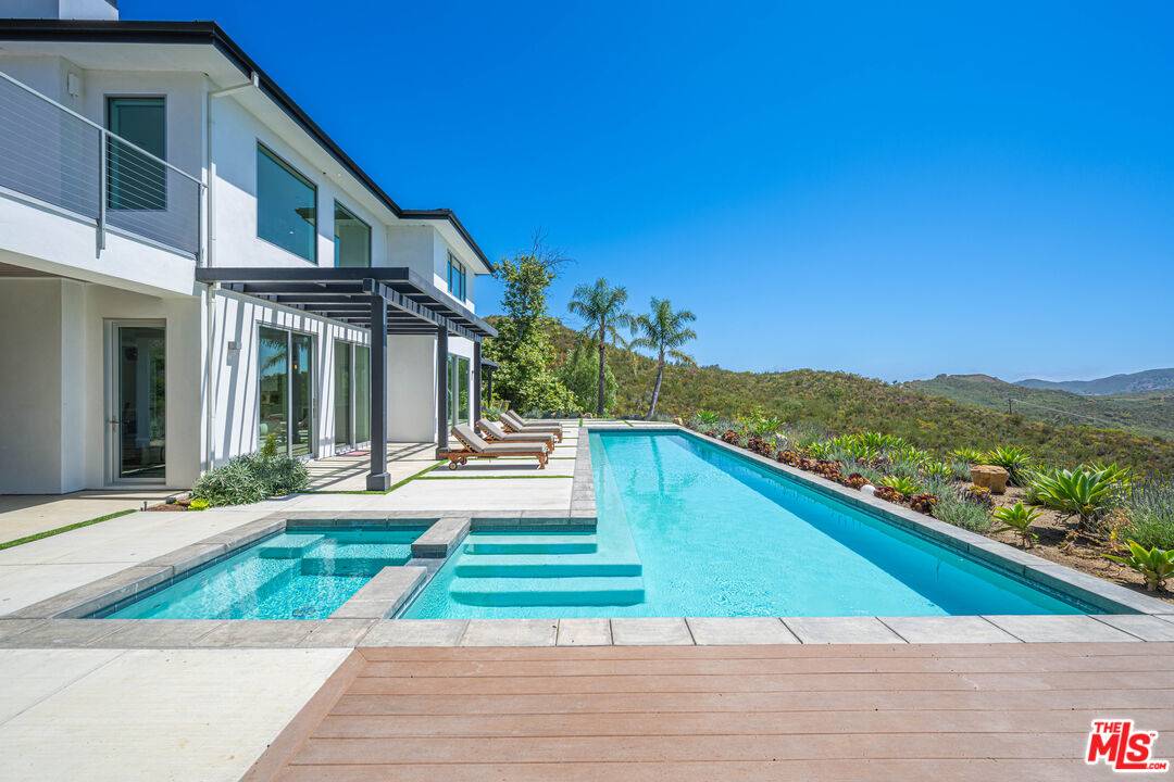 33303 Hassted Dr 4BR Malibu La
