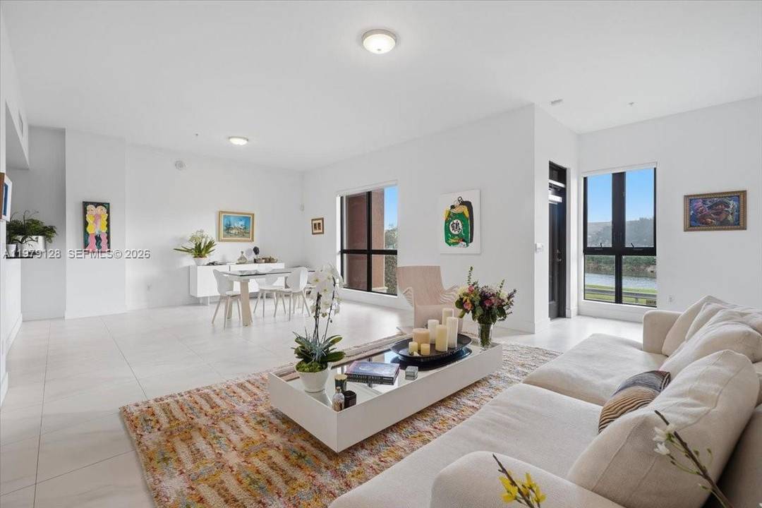 This stunning, fully updated two story townhouse at Colonade at Dadeland offers an impressive 2, 182 square feet of living space.