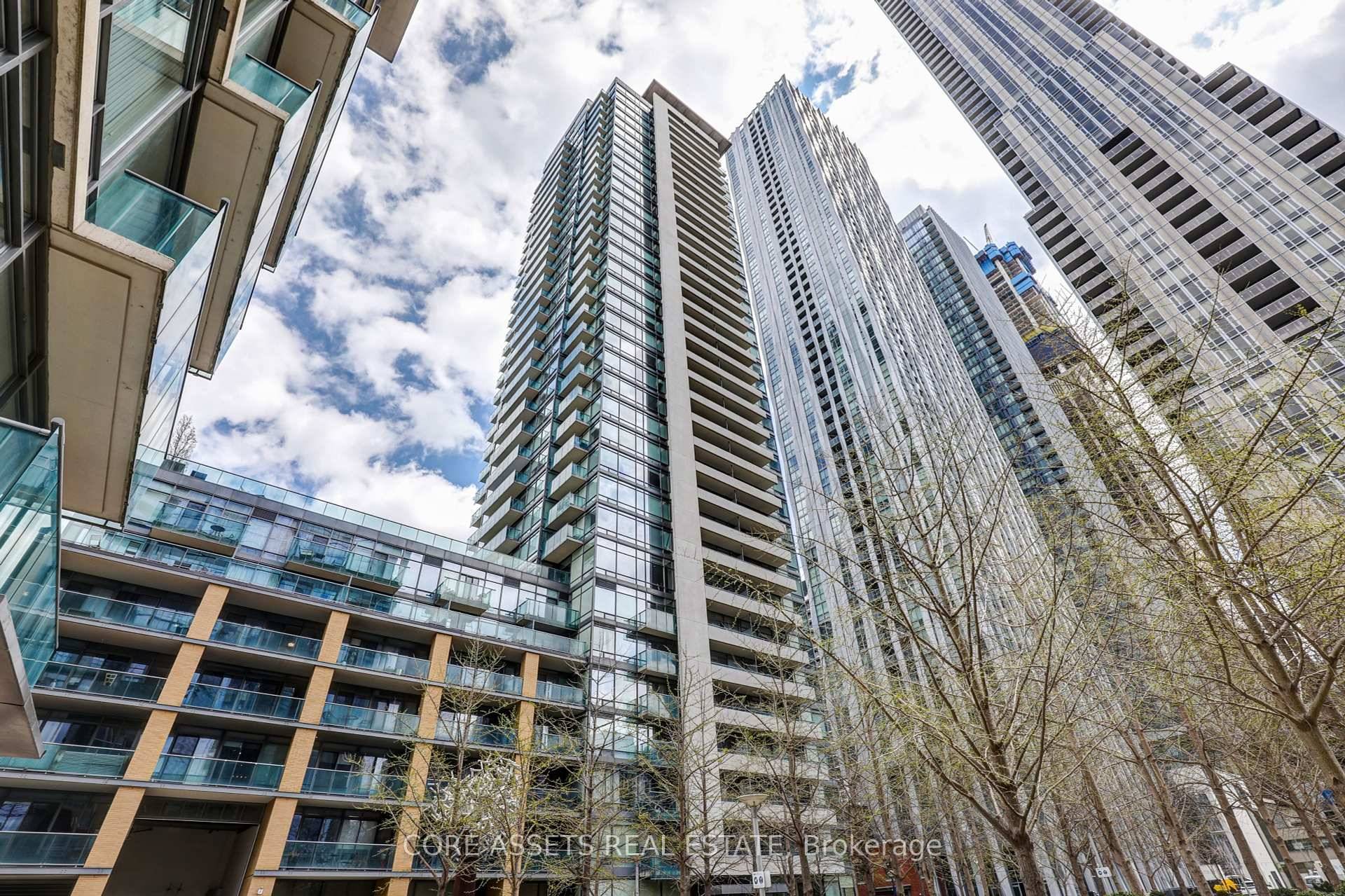 Welcome to 18 Yorkville Ave 2401, A Spectacular Executive Suite In Toronto's Desirable Yorkville Neighbourhood.
