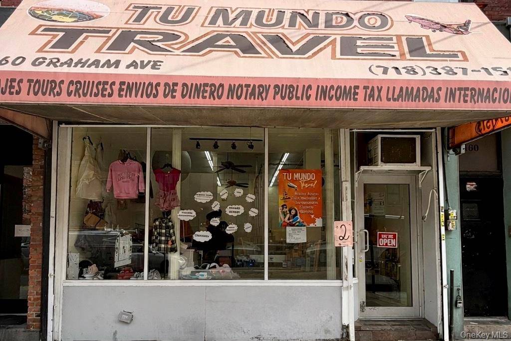 Great Opportunity Amazing Location on the Main Corridor in the Heart of Williamsburg Brooklyn 160 GRAHAM AVE 900SF of retail space available.