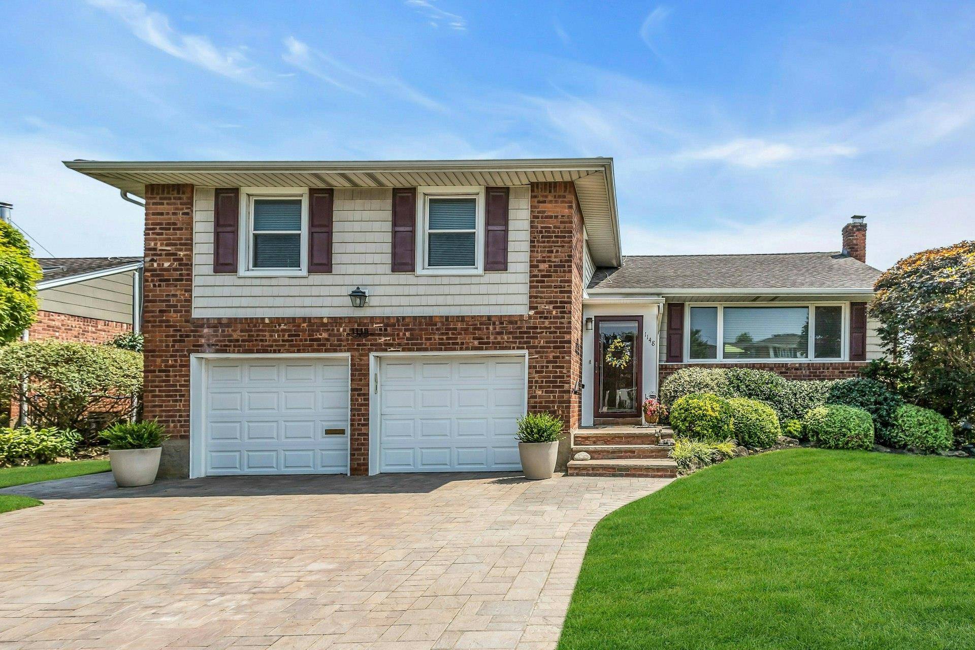 Welcome to this stunning home in Prime Salisbury Estates !