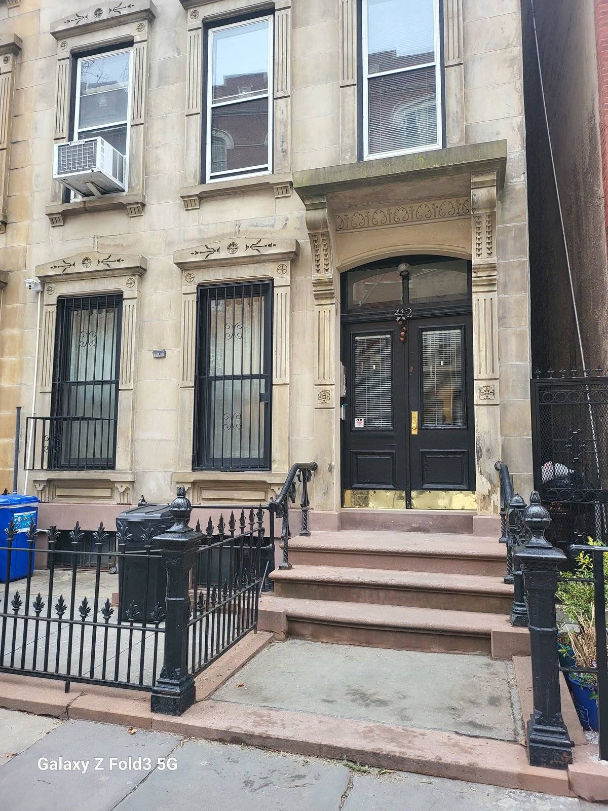 Welcome to Cobble Hill the perfect way !