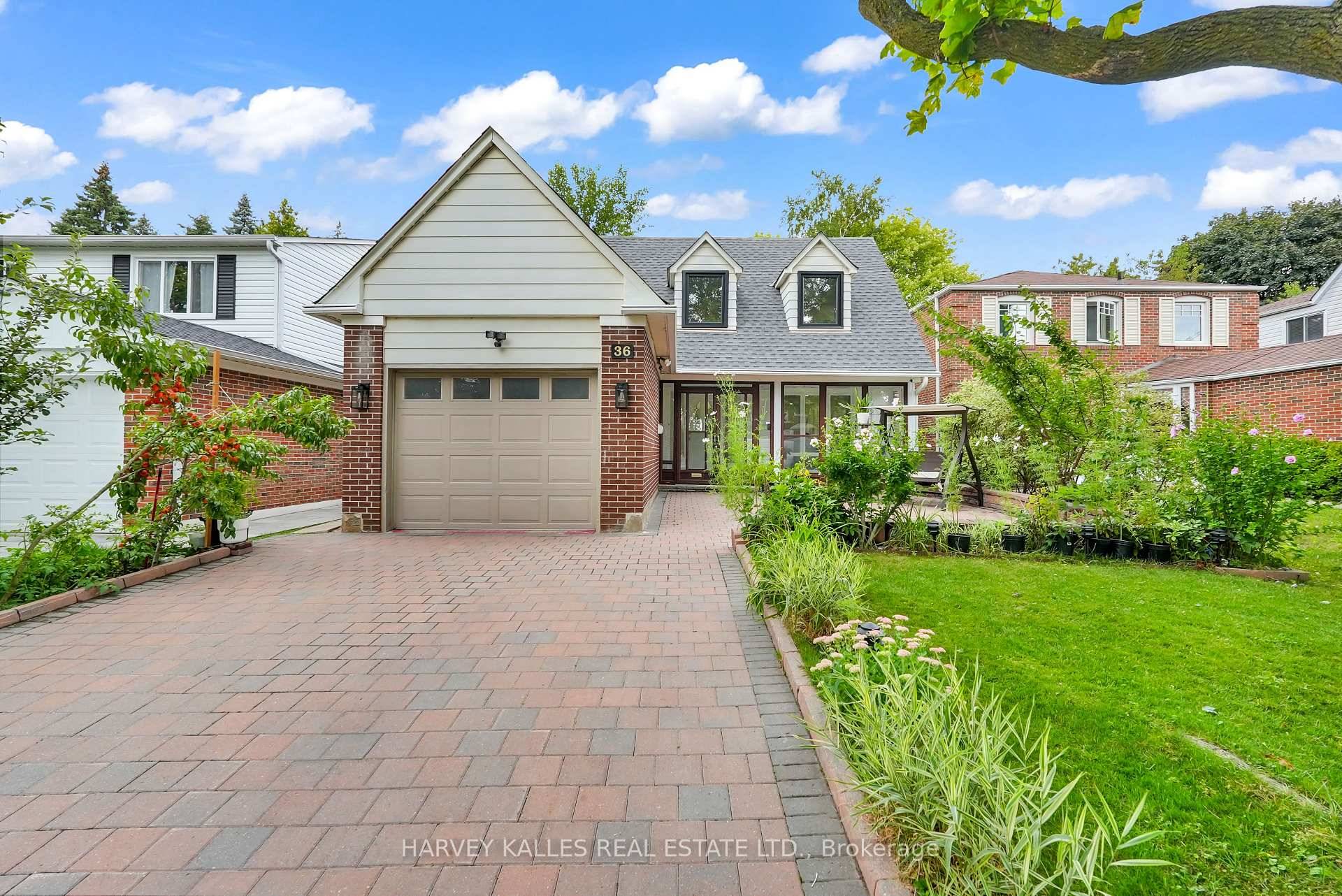 Beautifully upgraded 2 storey home in highly desirable German Mills !