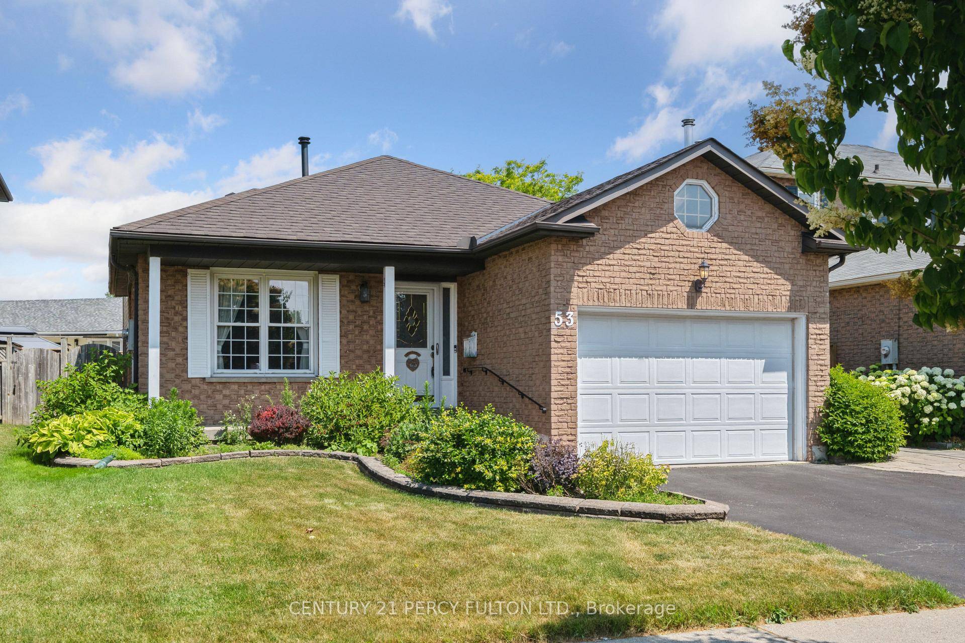 Welcome to 53 Sandringham Drive !