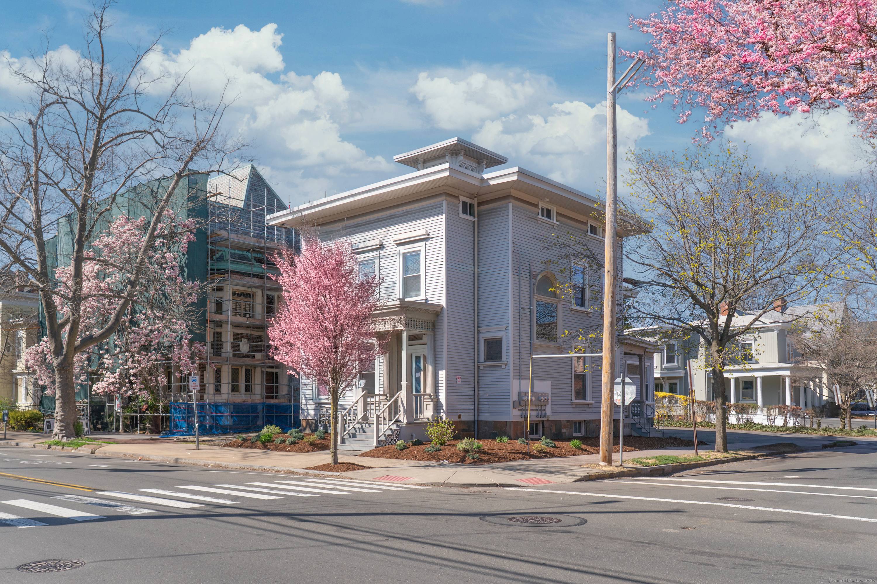 Architect renovated East Rock Gem, with walkability to Yale and downtown Incredible opportunity to own an architect renovated, south facing, fully leased up 5 unit building with parking, located on ...