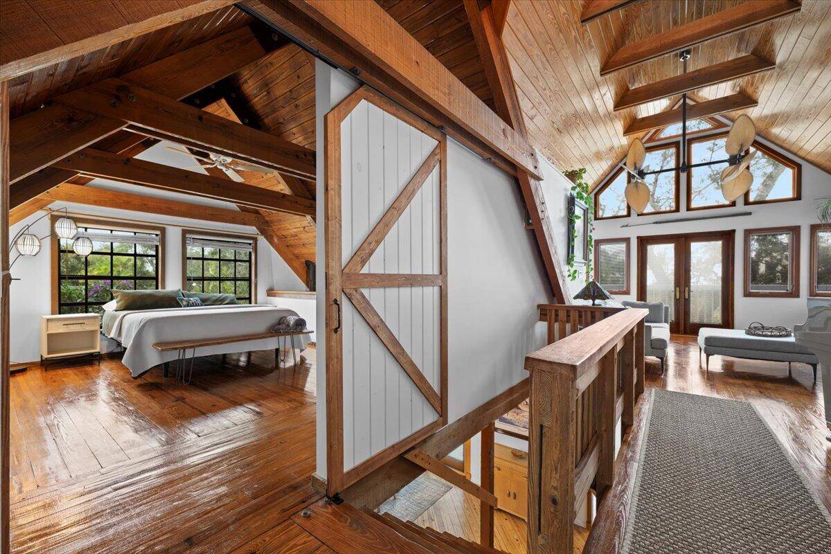 OCEAN ACCESS with 95 feet of waterfront !