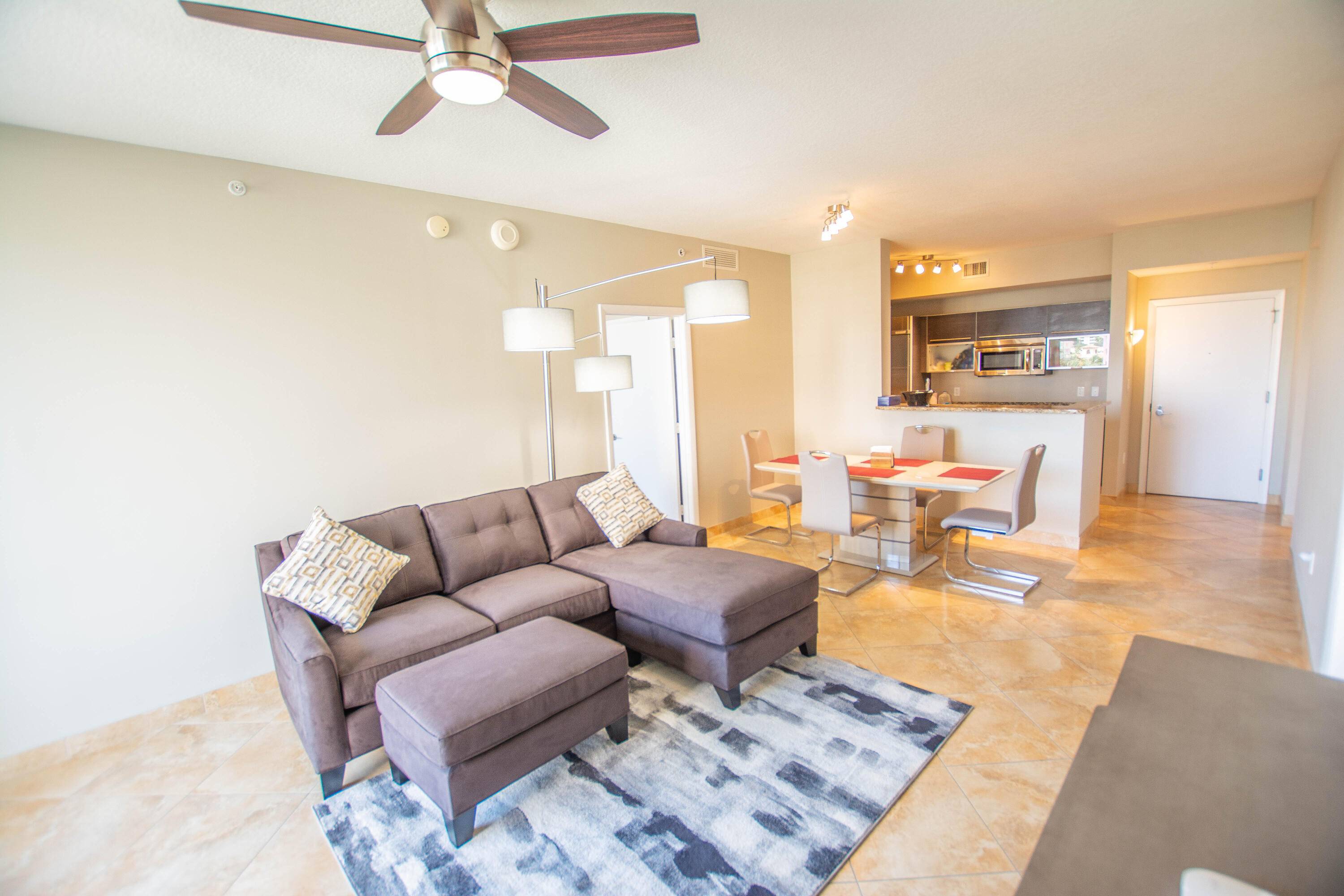 Enjoy beautiful city views from this residence in a full service building offering exceptional amenities.