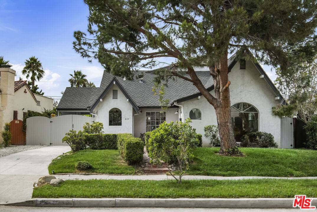 833  S Burnside Ave 5BR Hancock Park La