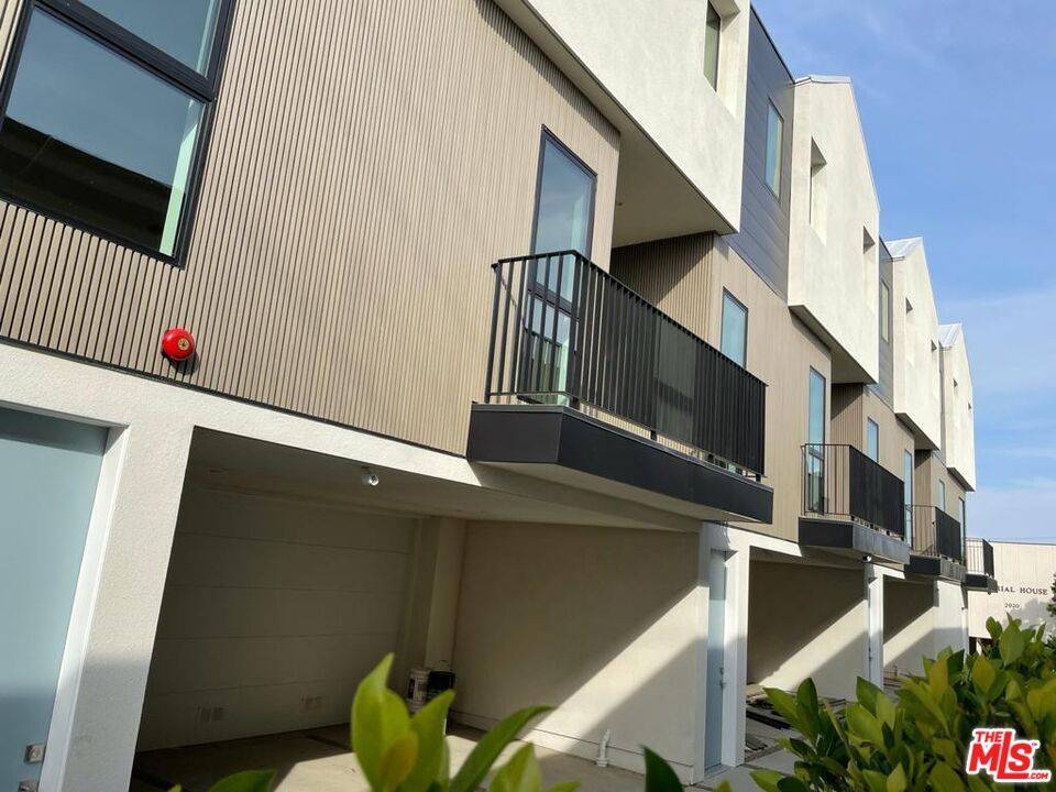 2019 Preuss Rd 4BR La