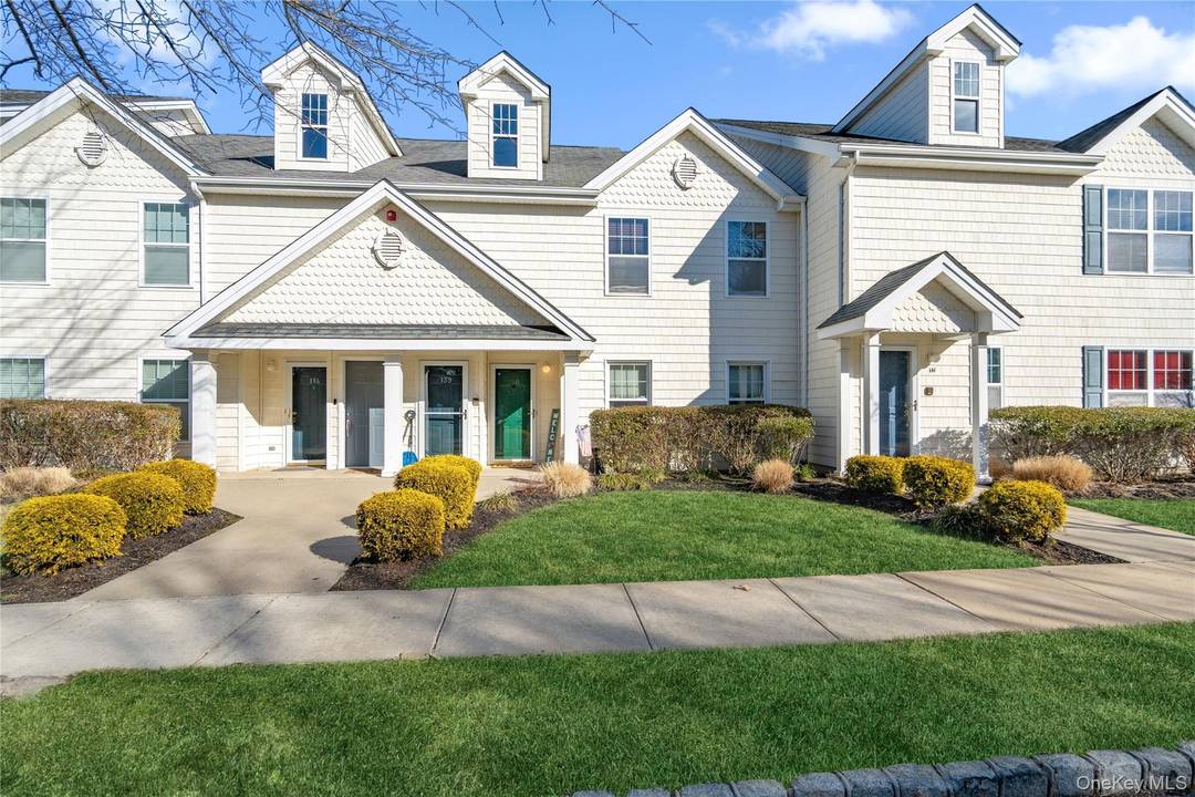 Welcome to this beautiful two bedroom, two bath, ground level home nestled in one of Melville s most desirable gated communities.