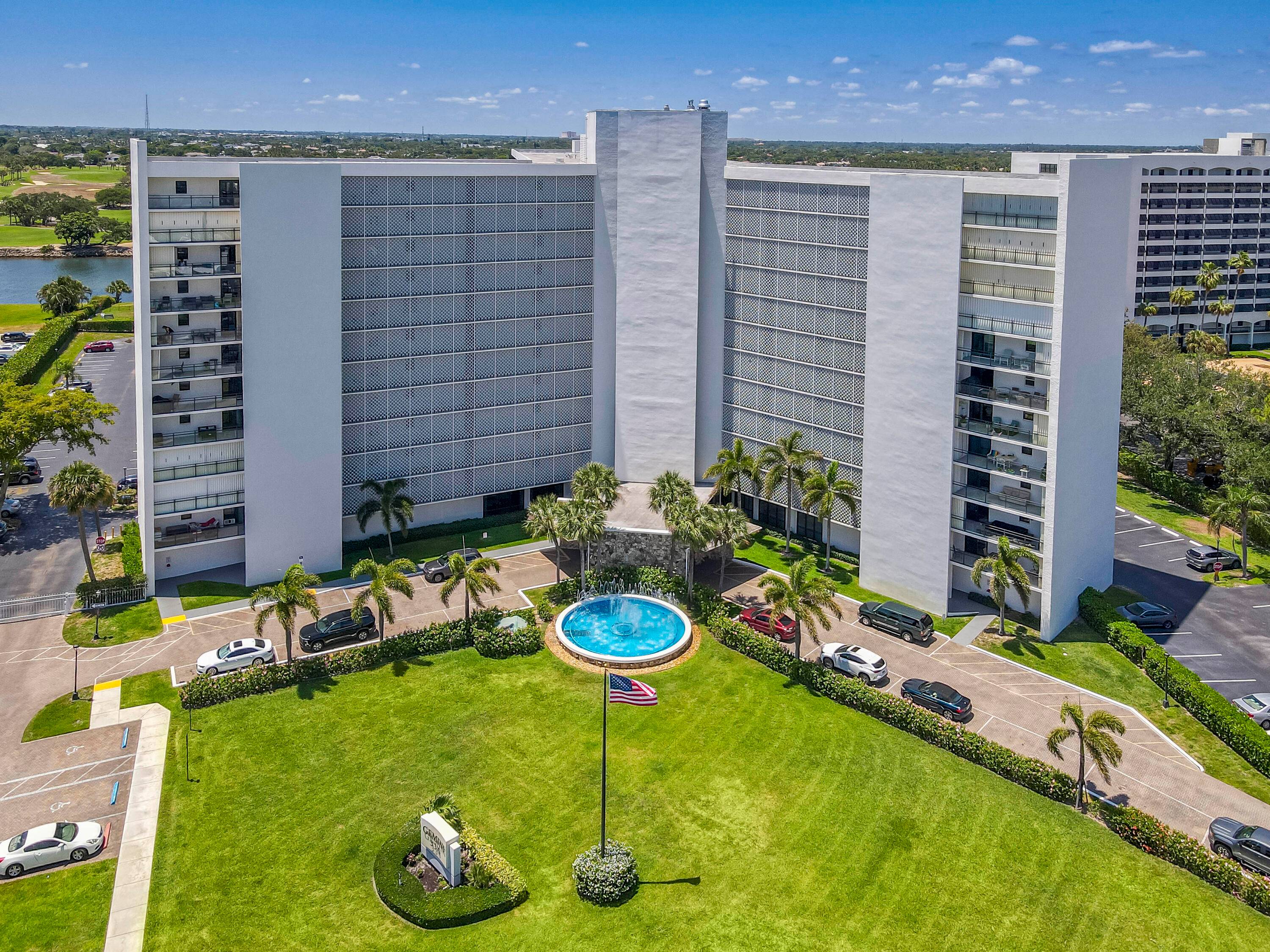 Unobstructed Intracoastal and golf course views !