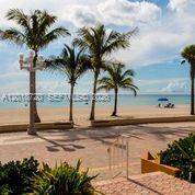 HOTEL HAS 20 OCEANFRONT ROOMS AND FEATURES A LIVELY TIKI BAR, A CAFE AND A RESTAURANT.
