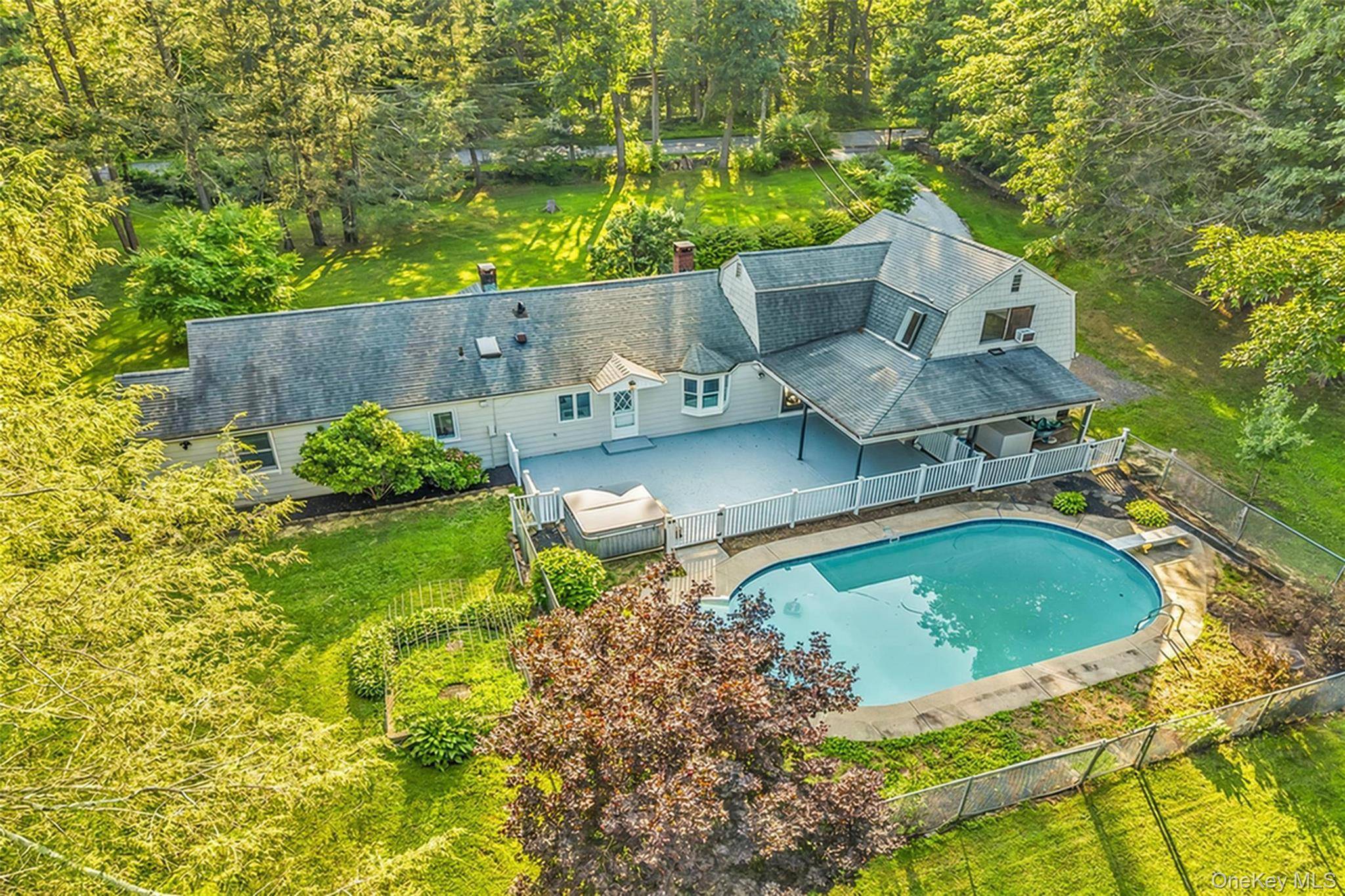 Country tranquility and modern convenience.