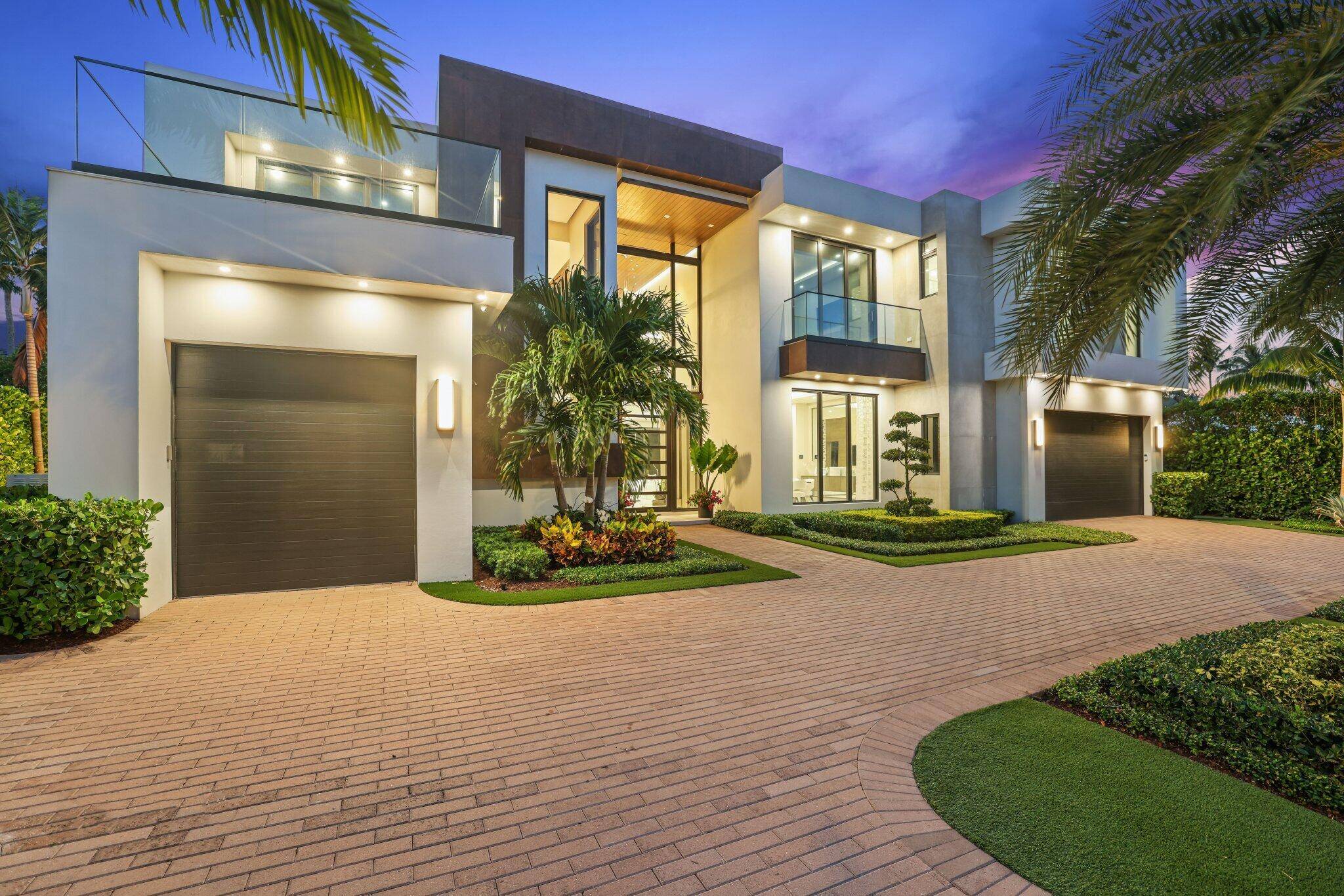 This Absolutely Gorgeous Modern Estate is offered fully furnished and features a 2 story Great room with stunning walls of glass, a gas fireplace, Formal Dining room w Glass wine ...