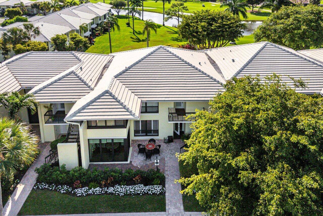 Enjoy picturesque views of the lush golf course and serene gardens, creating a peaceful and scenic backdrop.
