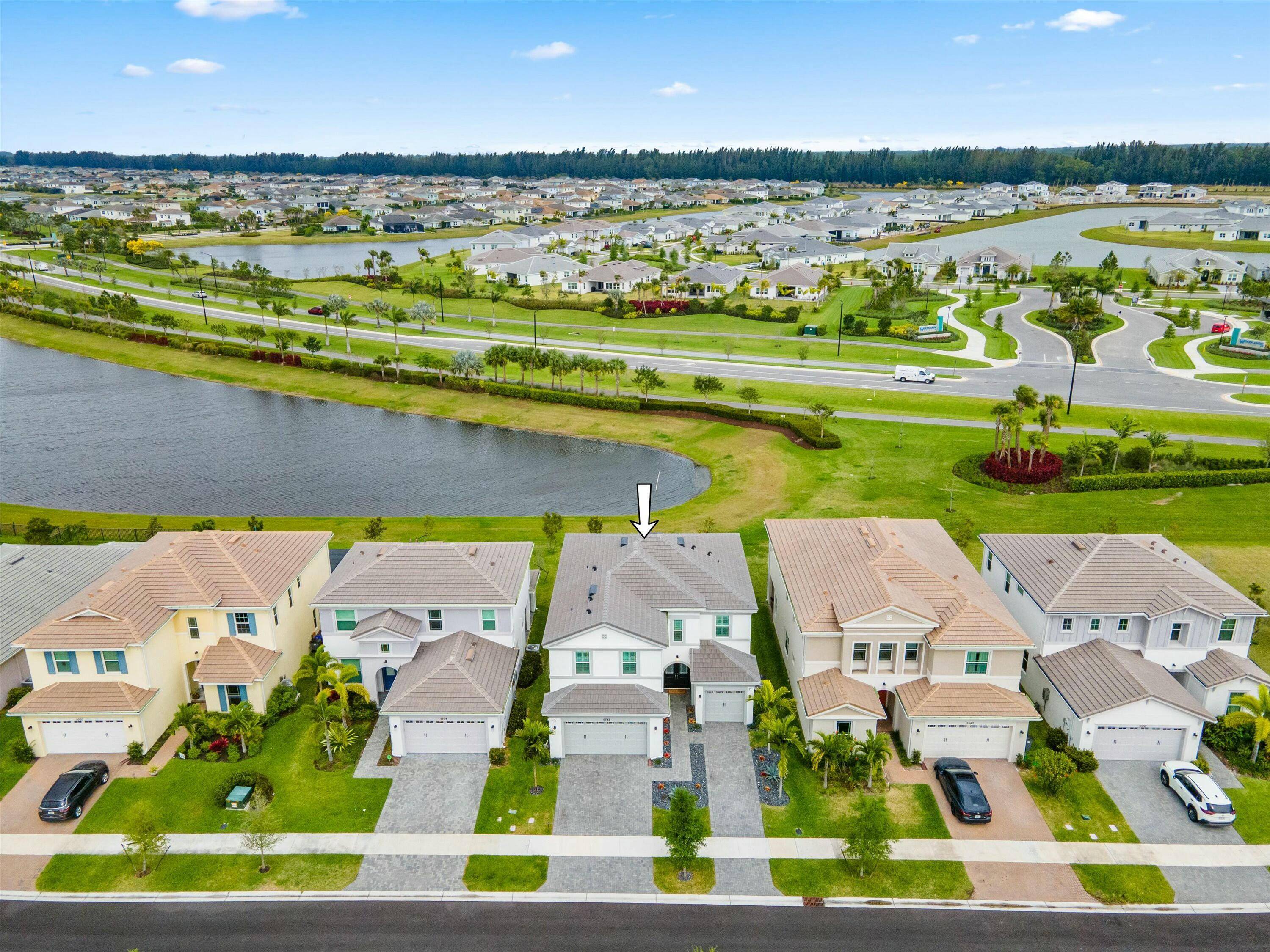 Welcome to this stunning Poinciana model, a beautifully designed two story home offering 4 bedrooms Loft, 3.