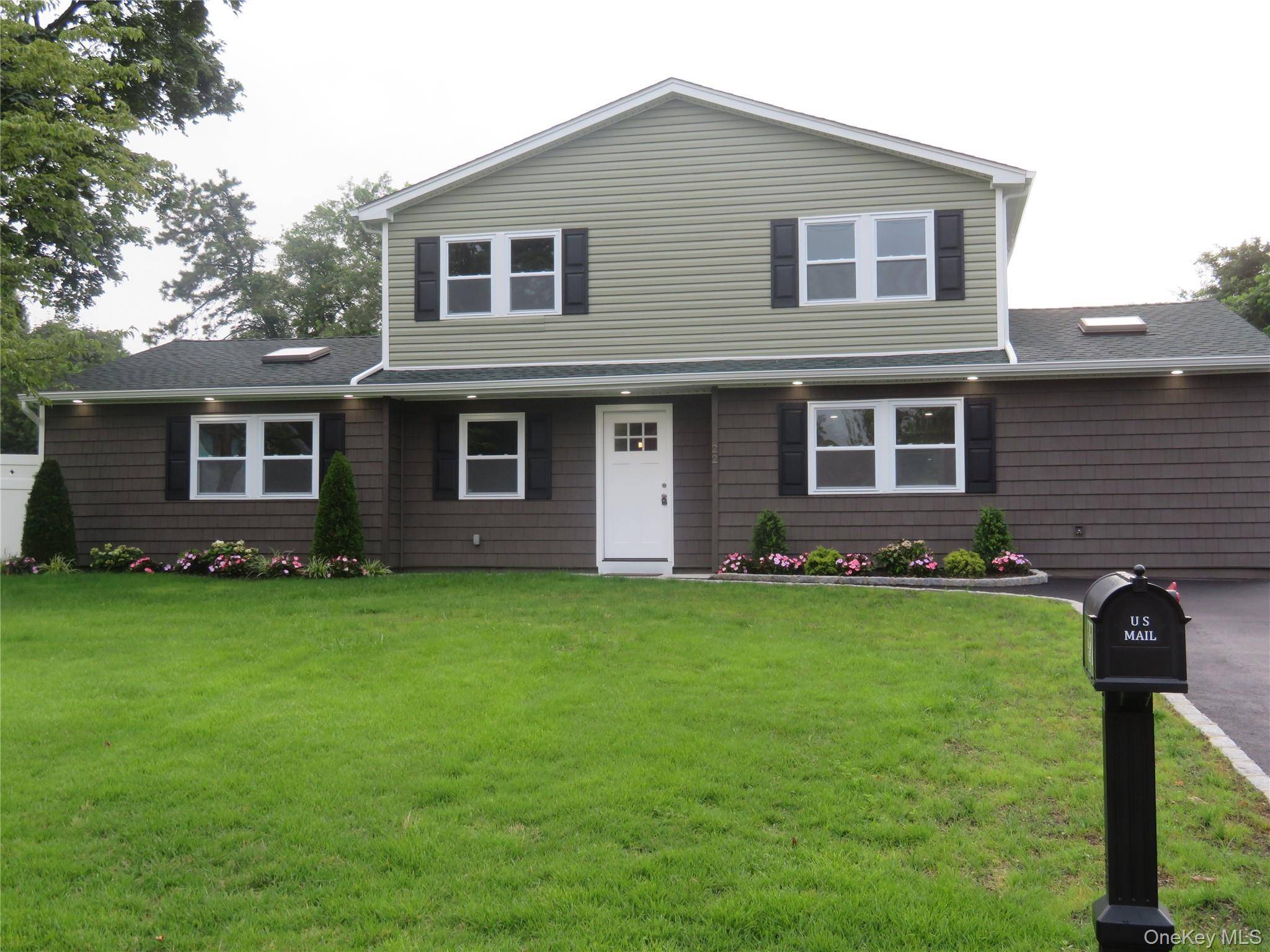 This Mother amp ; Daughter Expanded Ranch, Is totally renovated from top to bottom.