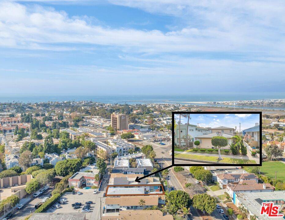 7832  W Manchester Ave 8.0 LA