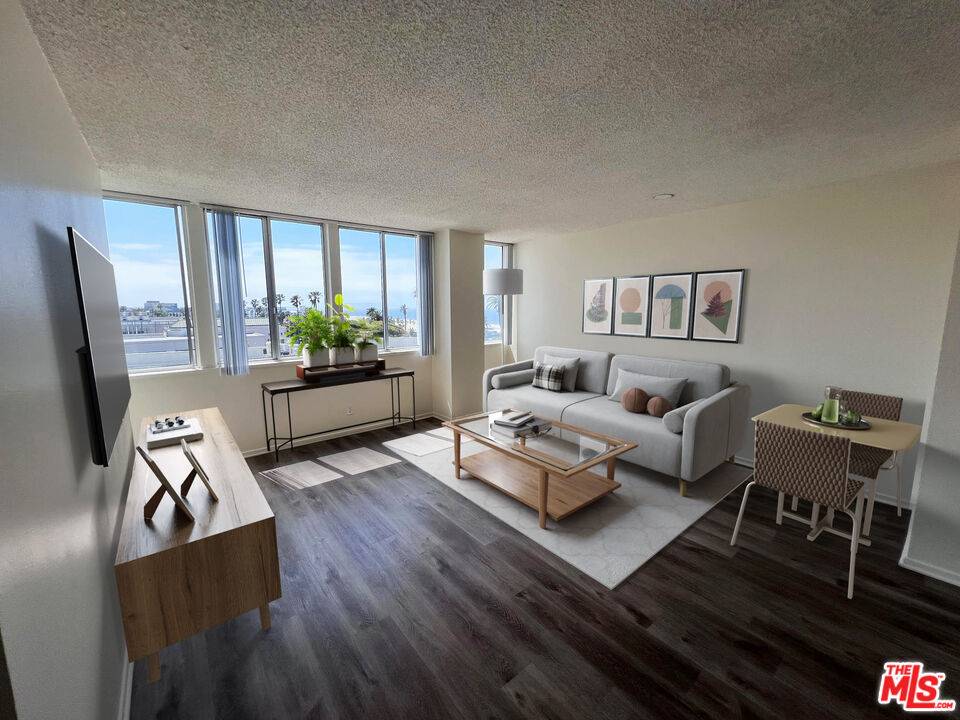 1431 Ocean Ave 1.0 Santa Monica LA