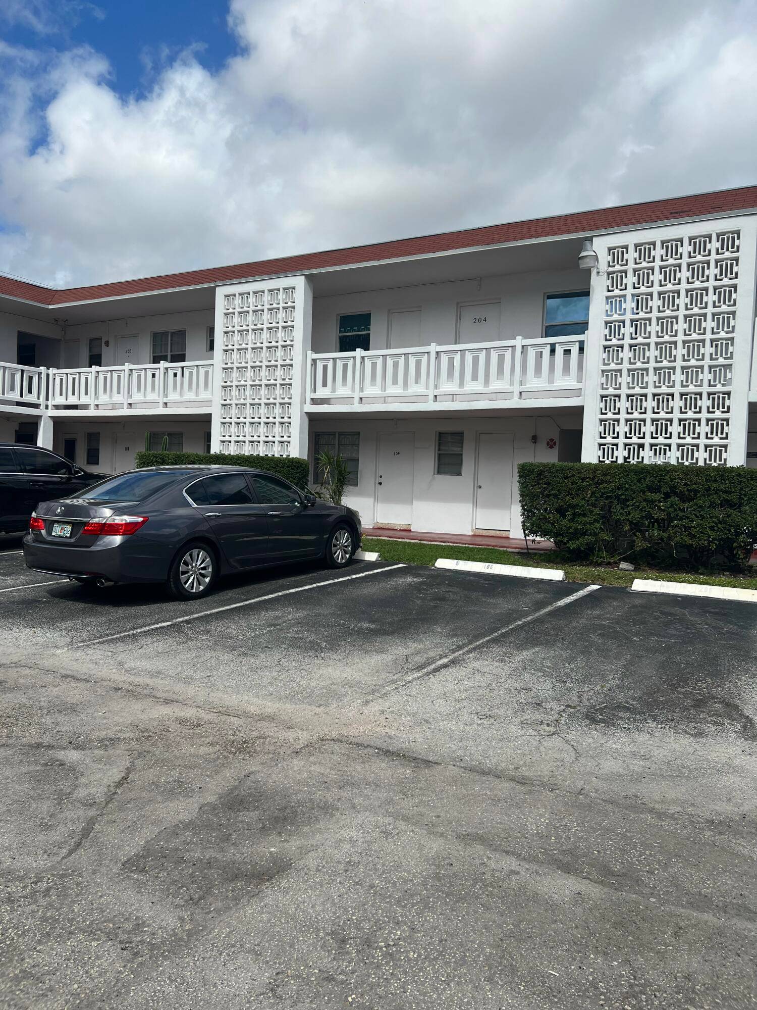 Prime Multifamily Investment Opportunity in the Heart of Lauderhill.