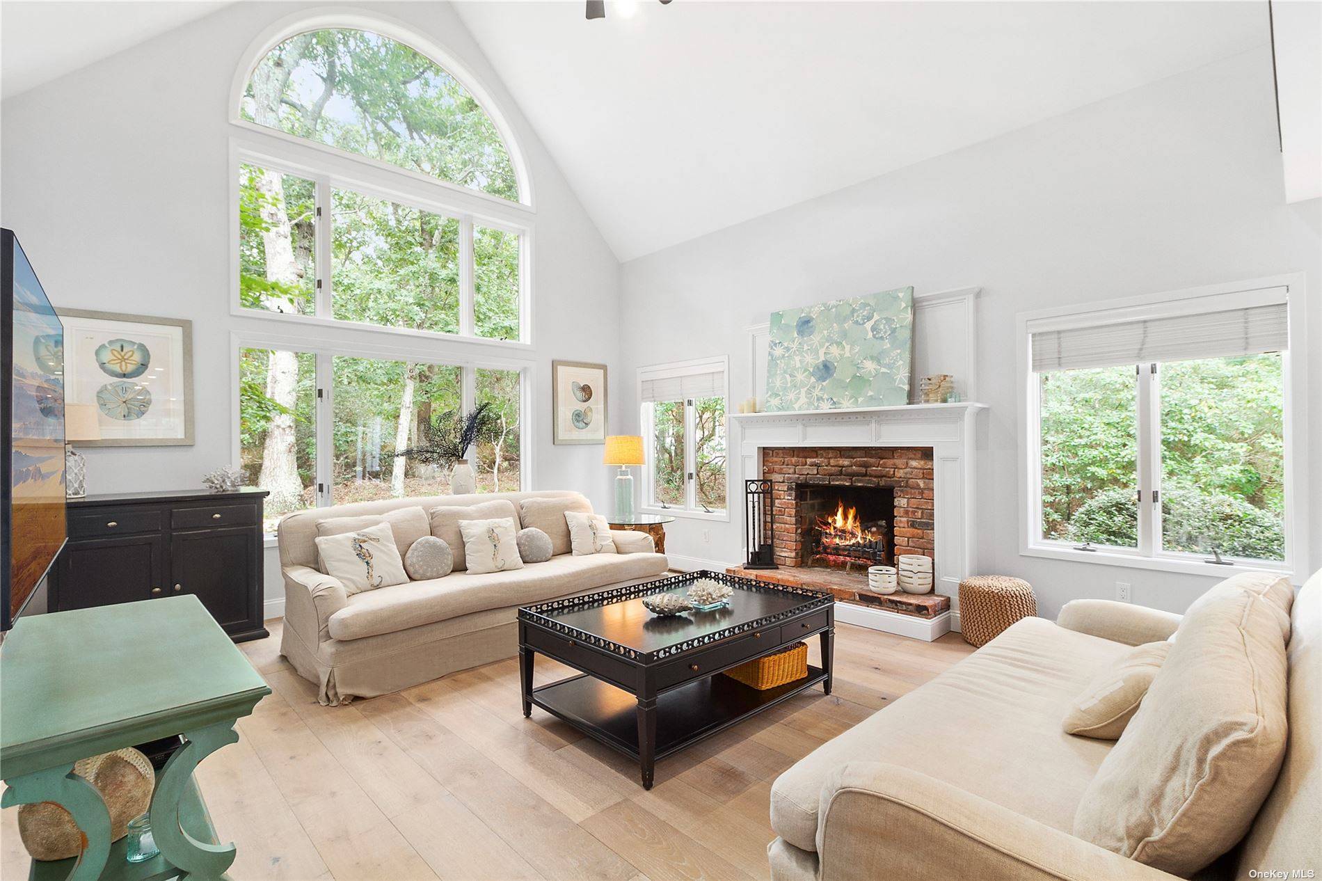This four bedroom three bathroom house is private yet cozy making it the ideal getaway.