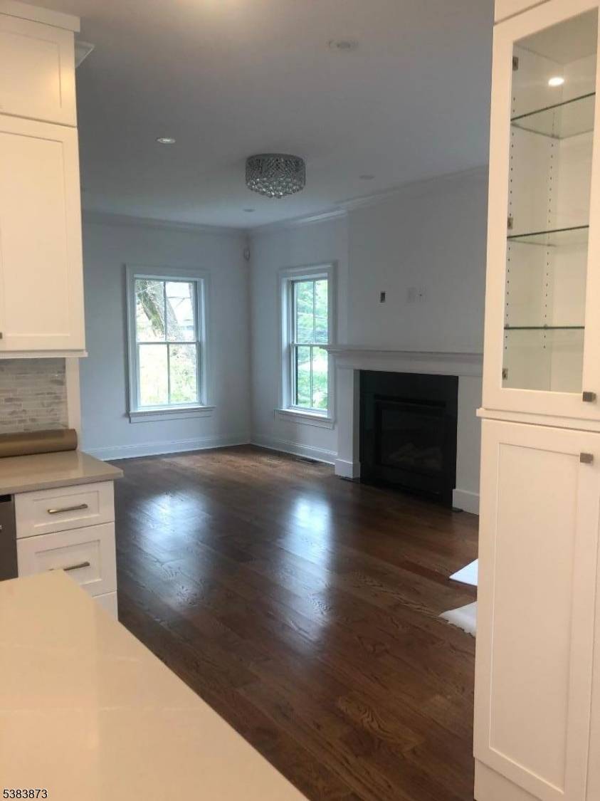 Beautifully designed townhouses in the heart of town within walking distance to all Summit has to offer.