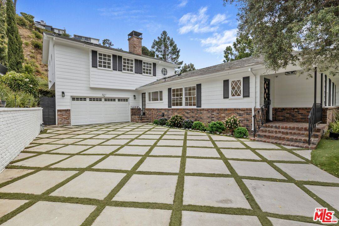 1462   Rising Glen Rd 4.0 Sunset Strip LA