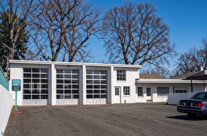 Exceptional opportunity in the heart of Westwood ?