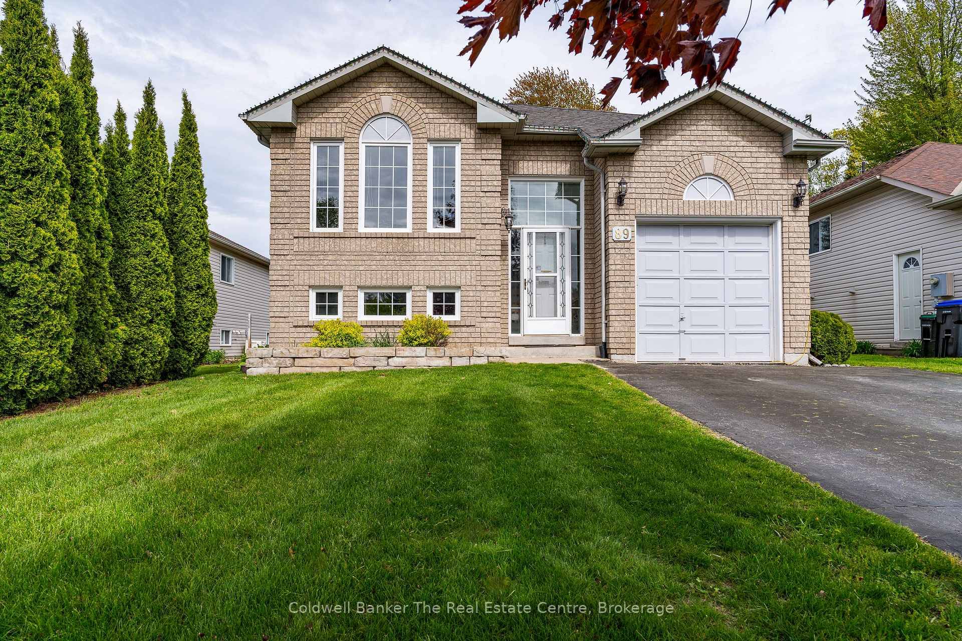 Welcome to this inviting detached home nestled in a peaceful neighborhood, just steps from scenic walking trails and a newly developed park.