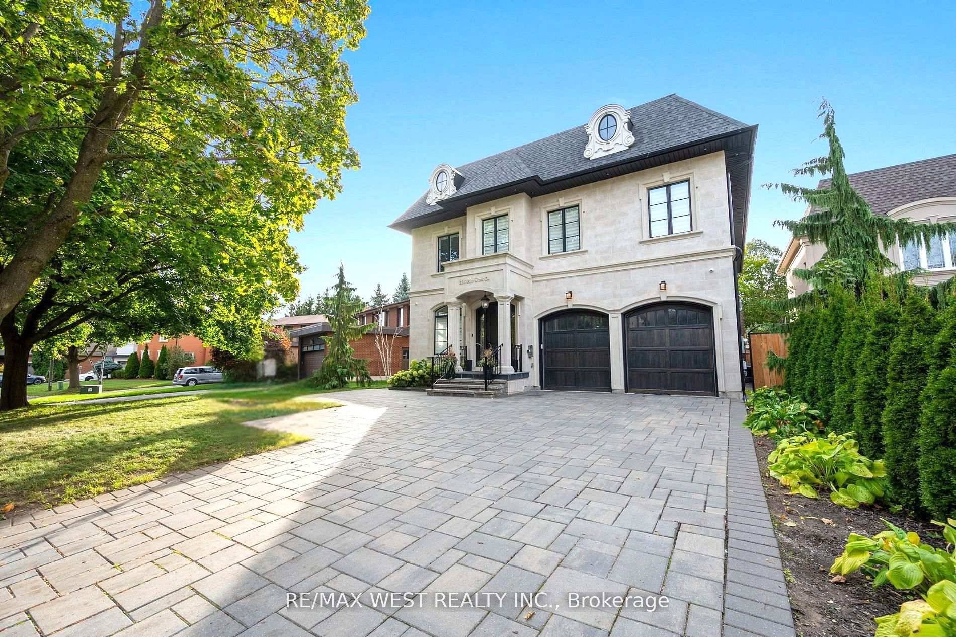 Welcome to 336 Pine Trees Court in the heart of Mill Pond.