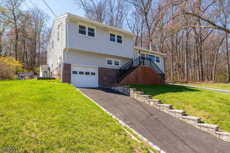 Welcome to 114 Garfield Ave, West Orange, NJ an exceptional 4 bedroom, 2 bathroom residence set across four spacious levels, featuring a newly renovated kitchen, hardwood floors throughout, and central ...