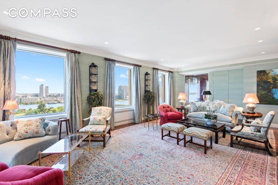 NEWLY RENOVATED 10 ROOM RESIDENCE AT THE RIVER HOUSE Upon arriving at this full floor home, you are greeted by a private foyer which opens into a 28 ft.