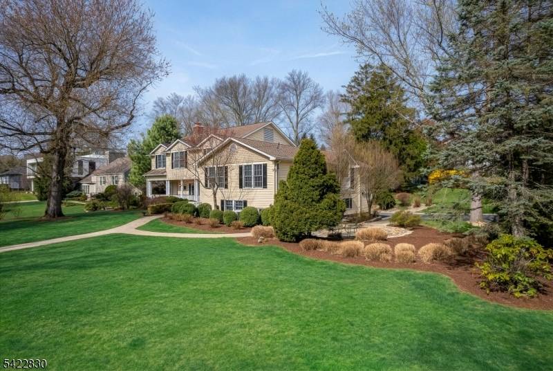 Set on an oversized lot in the desirable Rolling Hill neighborhood, this beautifully updated 6 bedroom, 5 bath luxury home offers refined design and modern comfort throughout.