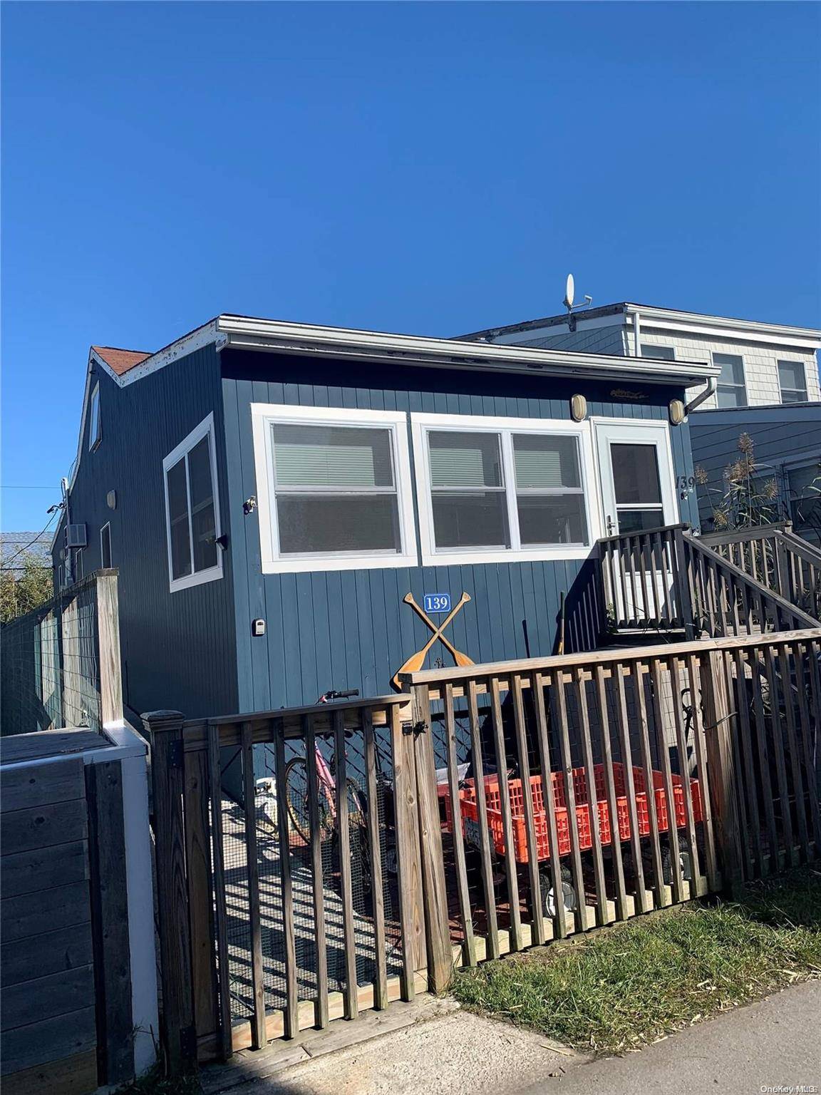 This Home is Available To Rent Weekly For 6, 000 NOT a month.