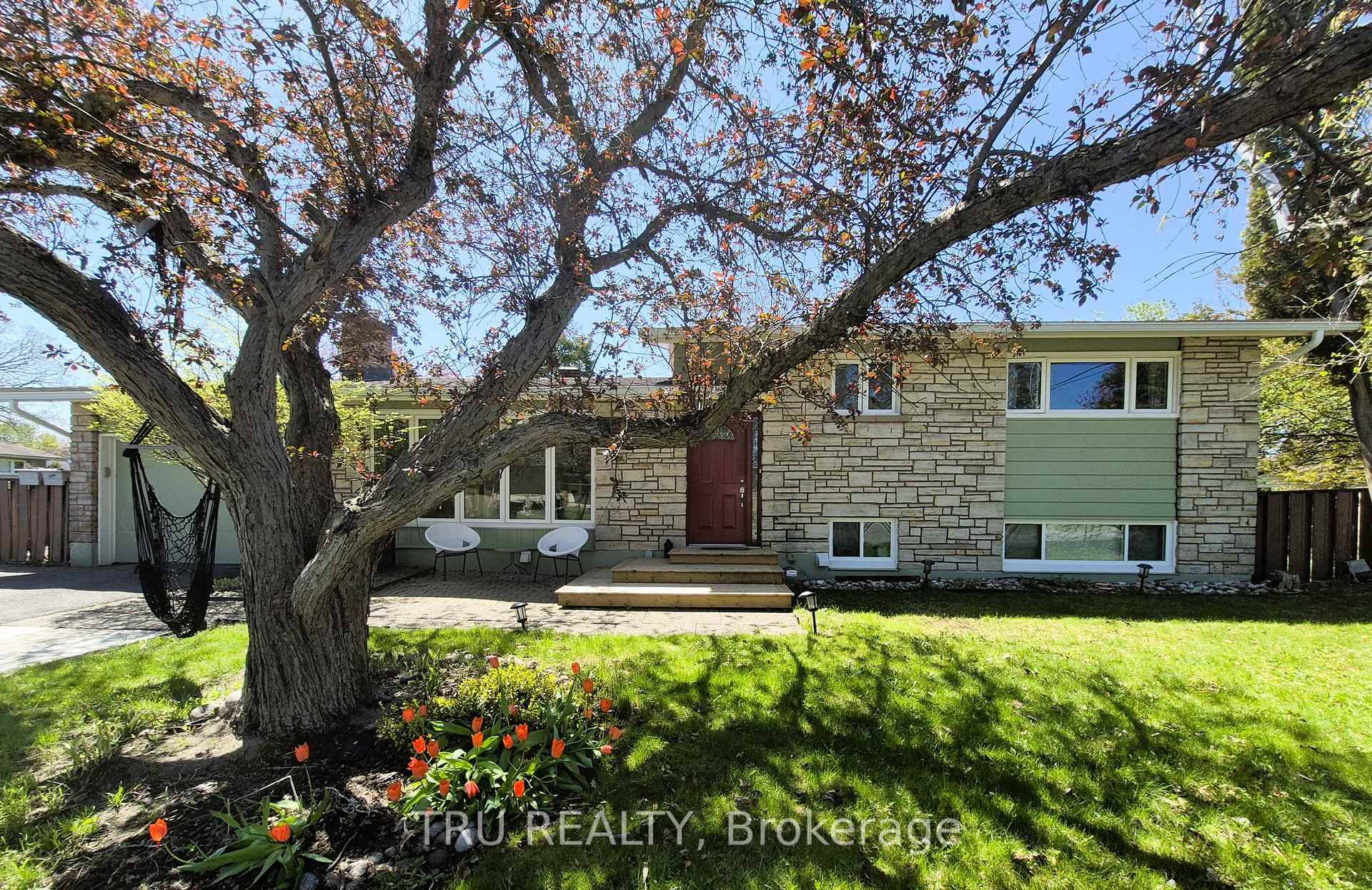 WELCOME to 48 Crystal Beach Drive !