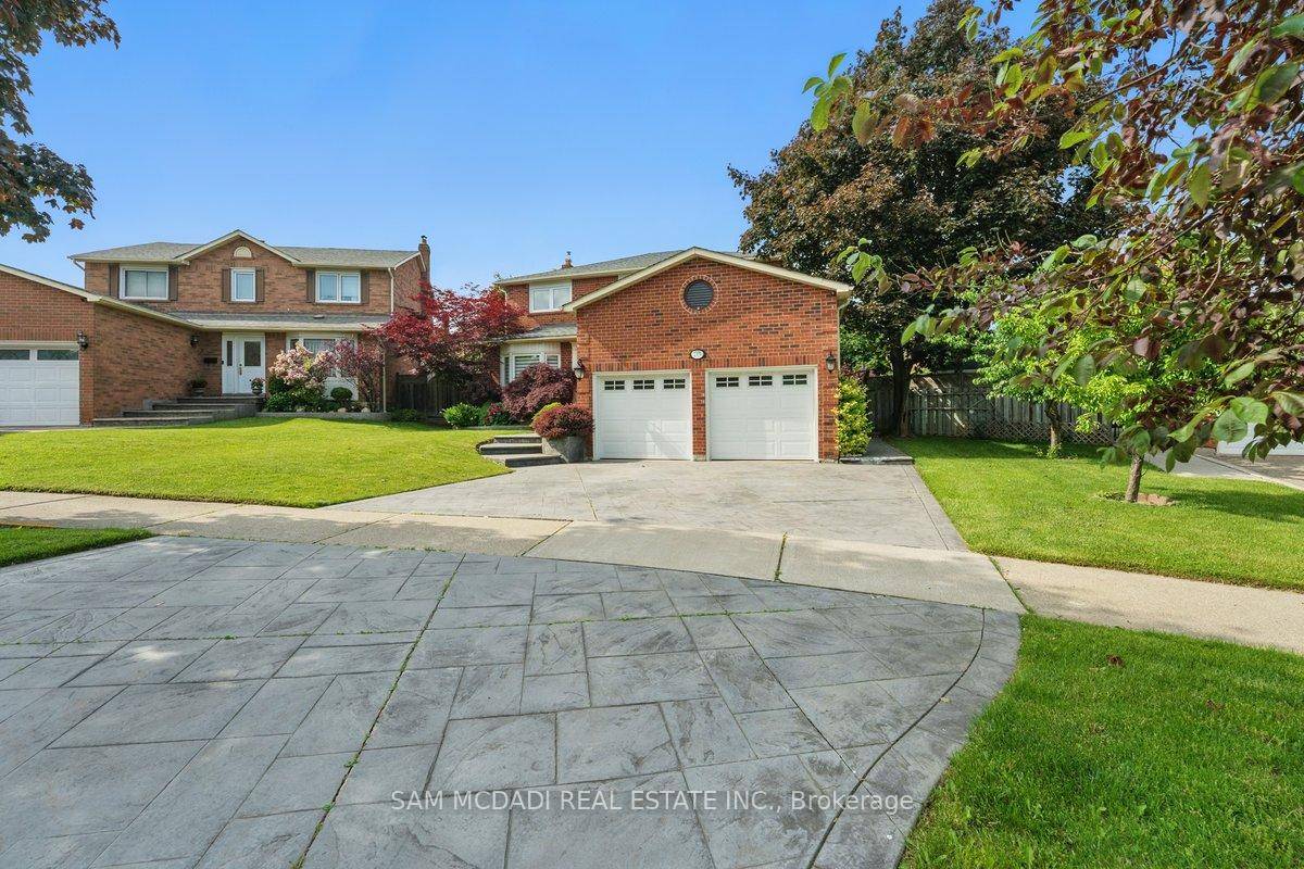 Situated in one of Cooksville's most established neighbourhoods, this beautifully upgraded 4 bedroom home is perfect for families who value both comfort and modern functionality.