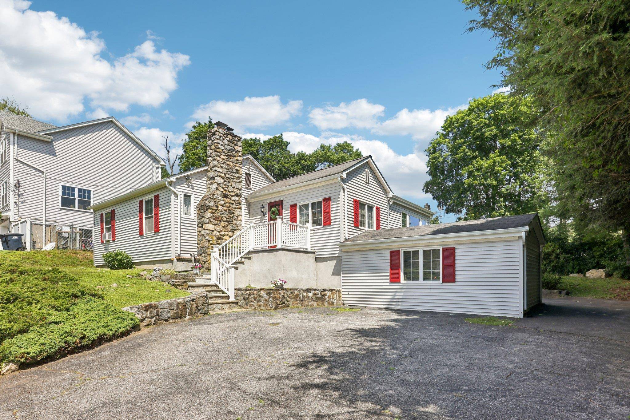 Welcome to this beautifully updated ranch style home tucked away in the desirable Lincolndale area of Mahopac, NY.