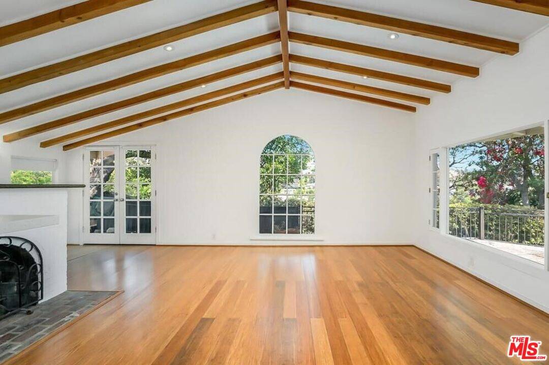 2431  N Gower St 3BR Hollywood Hills East La