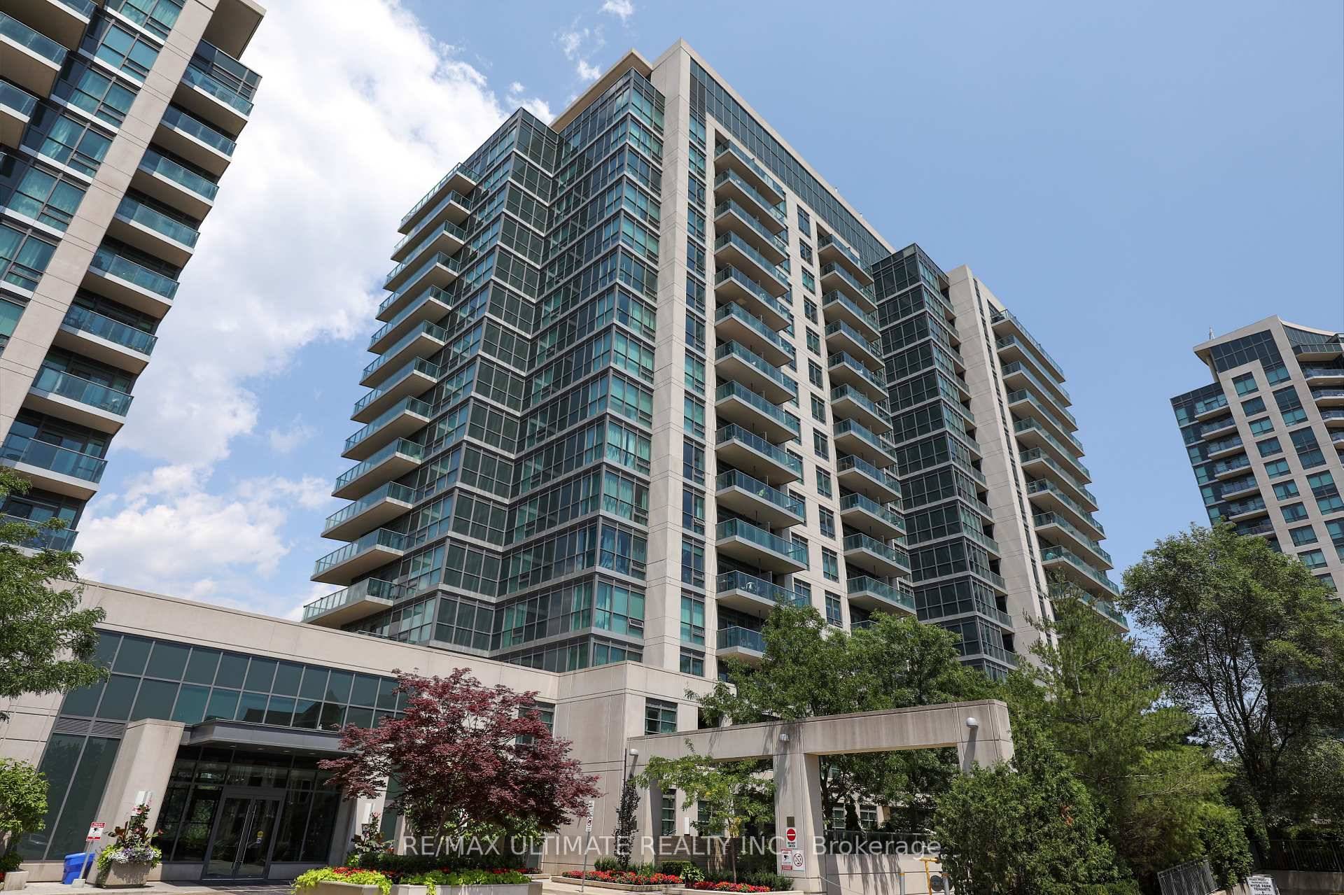 Scenic On Eglinton ! Exceptionally spacious 1, 341 sq ft corner unit.