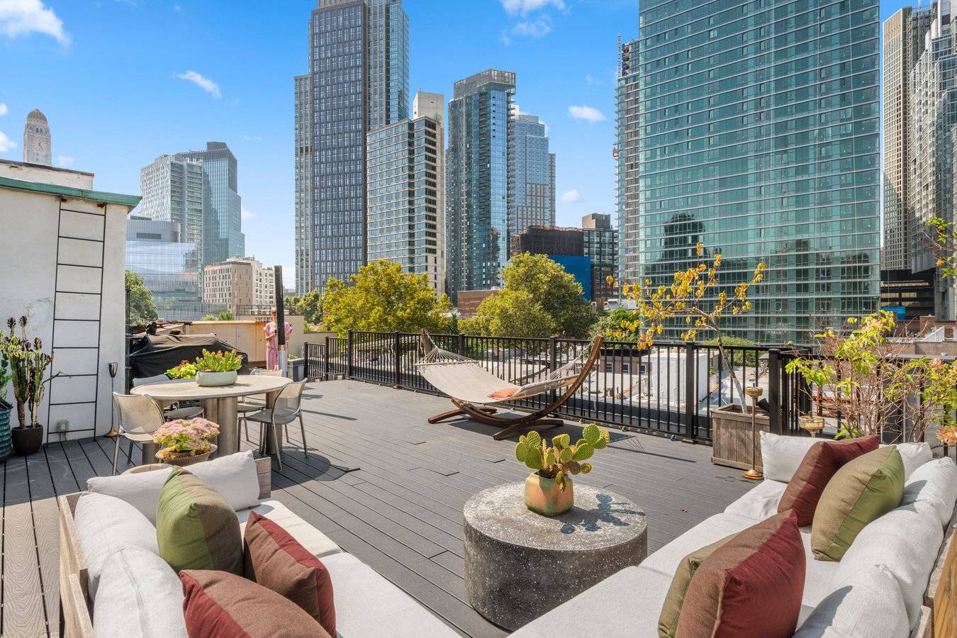 Welcome to 124 Dekalb Avenue, a one of a kind architectural masterpiece in the heart of Fort Green, Brooklyn.