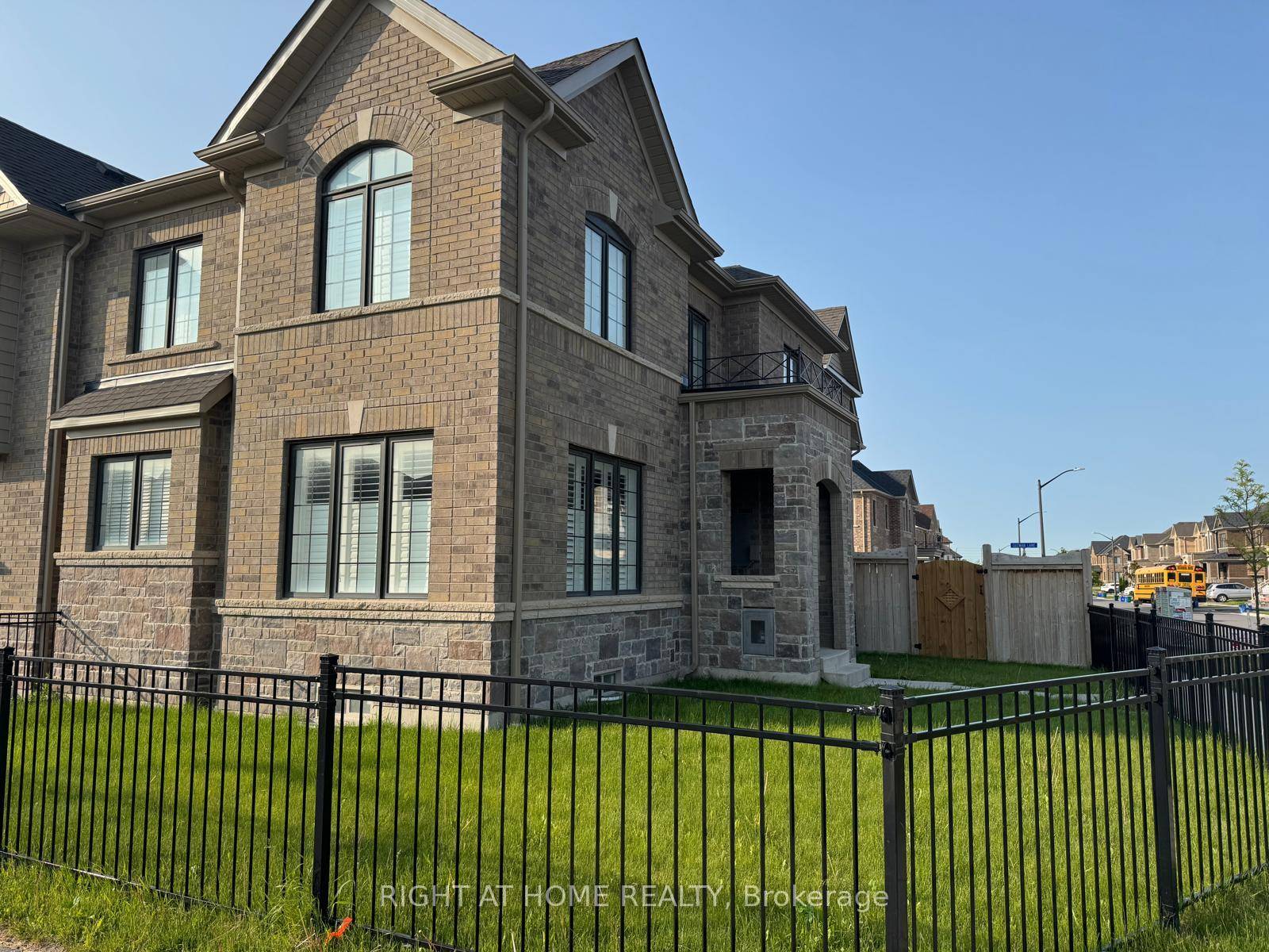 Stunning end unit freehold townhouse in the heart of Whitby offering over 2, 500 sq ft of living space.