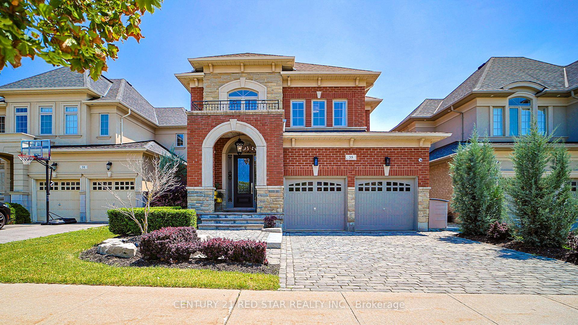Welcome to this Arista built gem in one of Vaughan's most sought after neighborhoods.