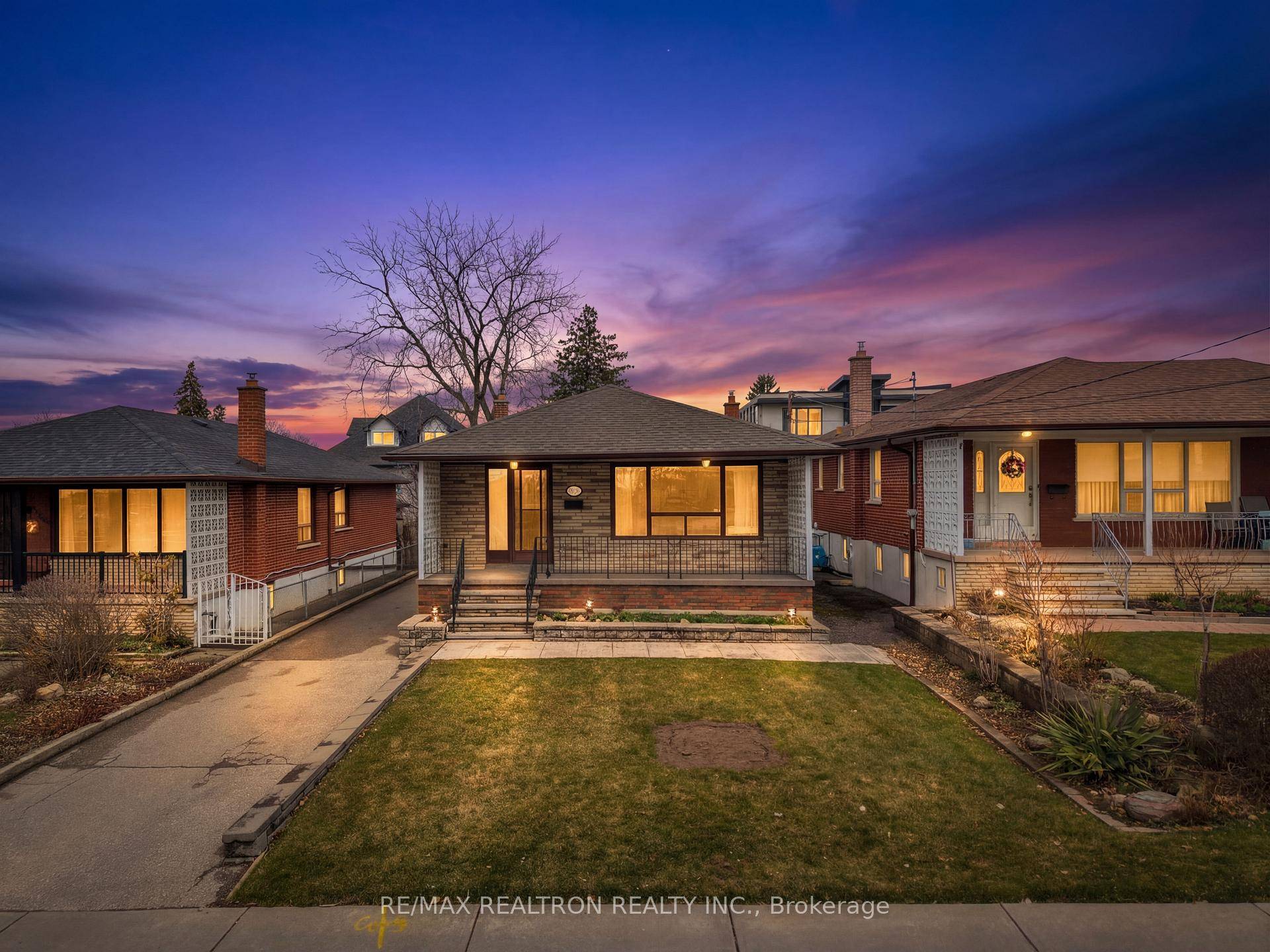 Welcome to 1144 Glengrove Ave.