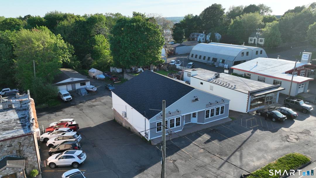 Right on Route 66 in Portland a corridor seeing serious momentum with new apartment developments and national tenants like Starbucks and Jersey Mike's staking their claim this two building commercial ...