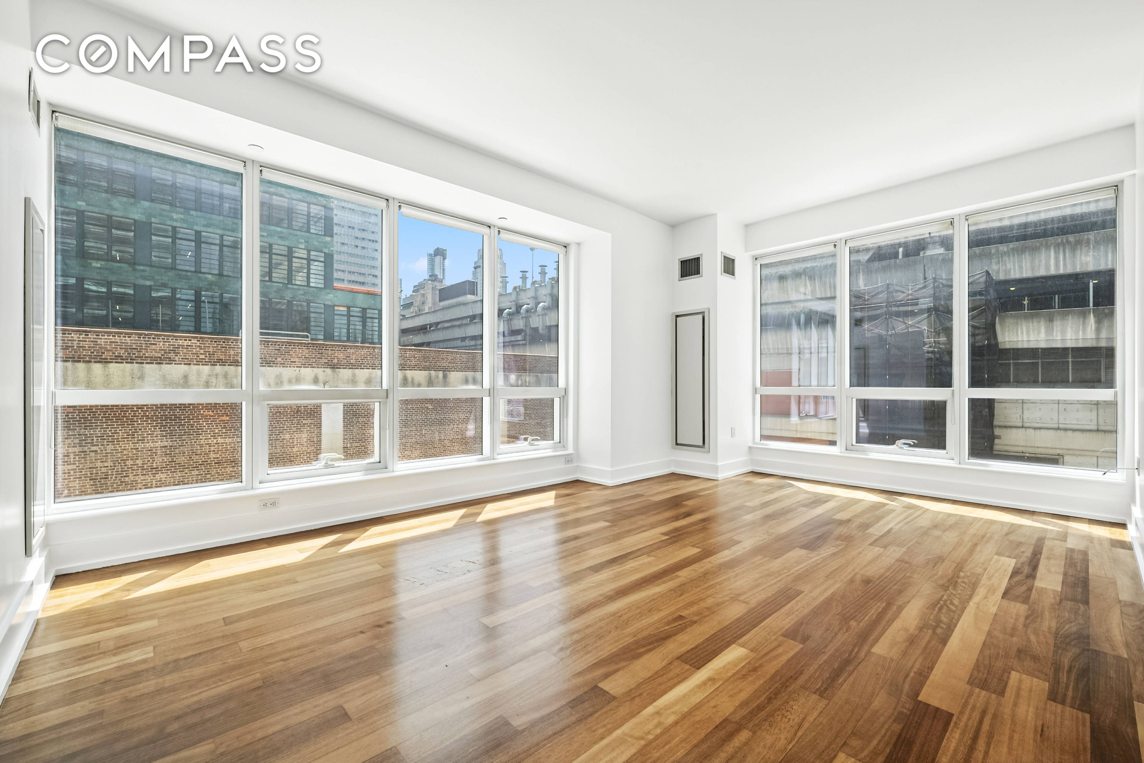 Welcome to Residence 6K at The Orion, a spacious and light filled one bedroom home in the heart of Midtown.