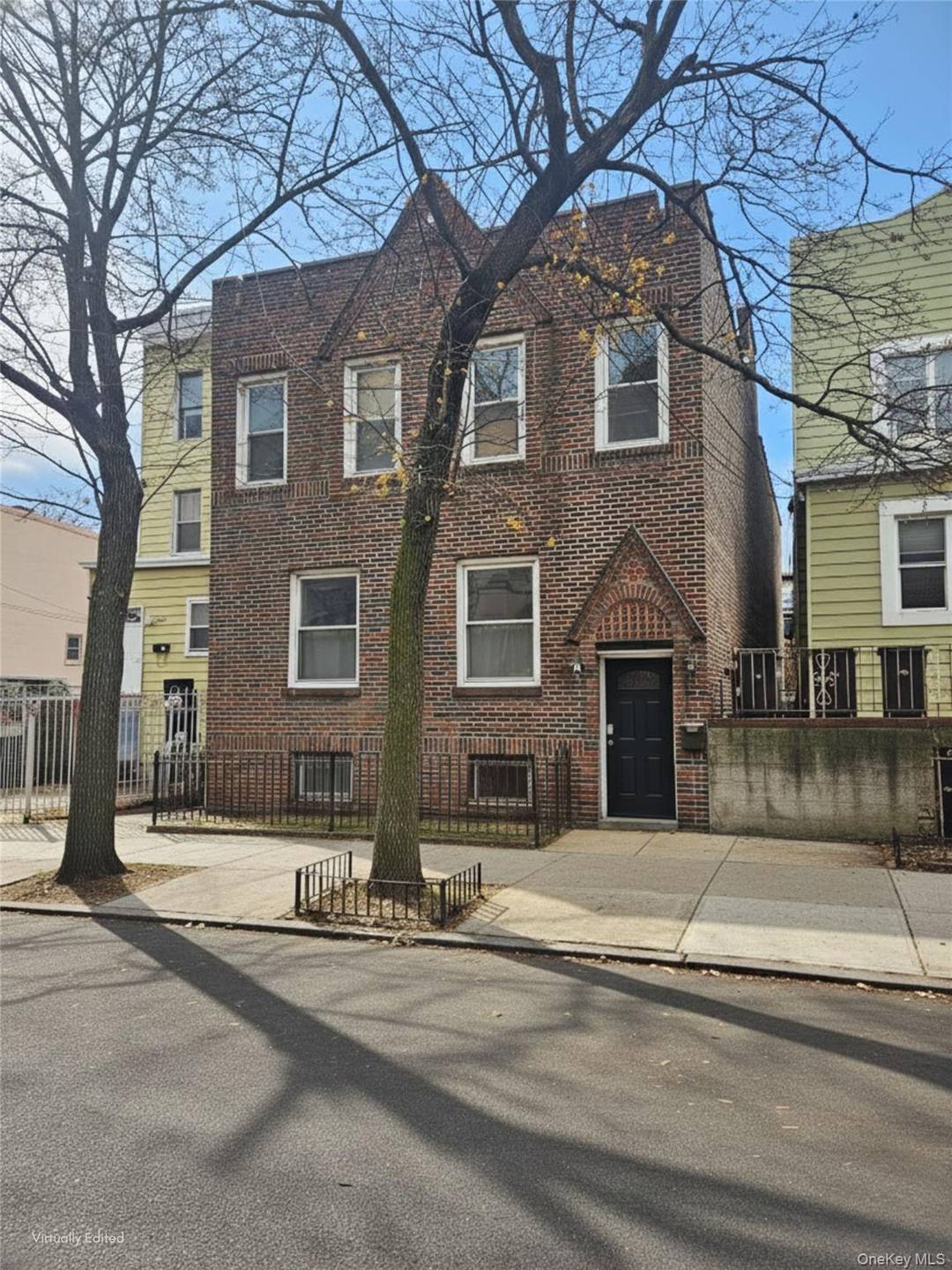 An attractive investment opportunity in one of Astoria s most consistently strong rental corridors.
