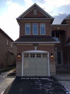 Locations ! ! ! Joshua Creek Executive Semi Detached Home On A Quiet Crescent !
